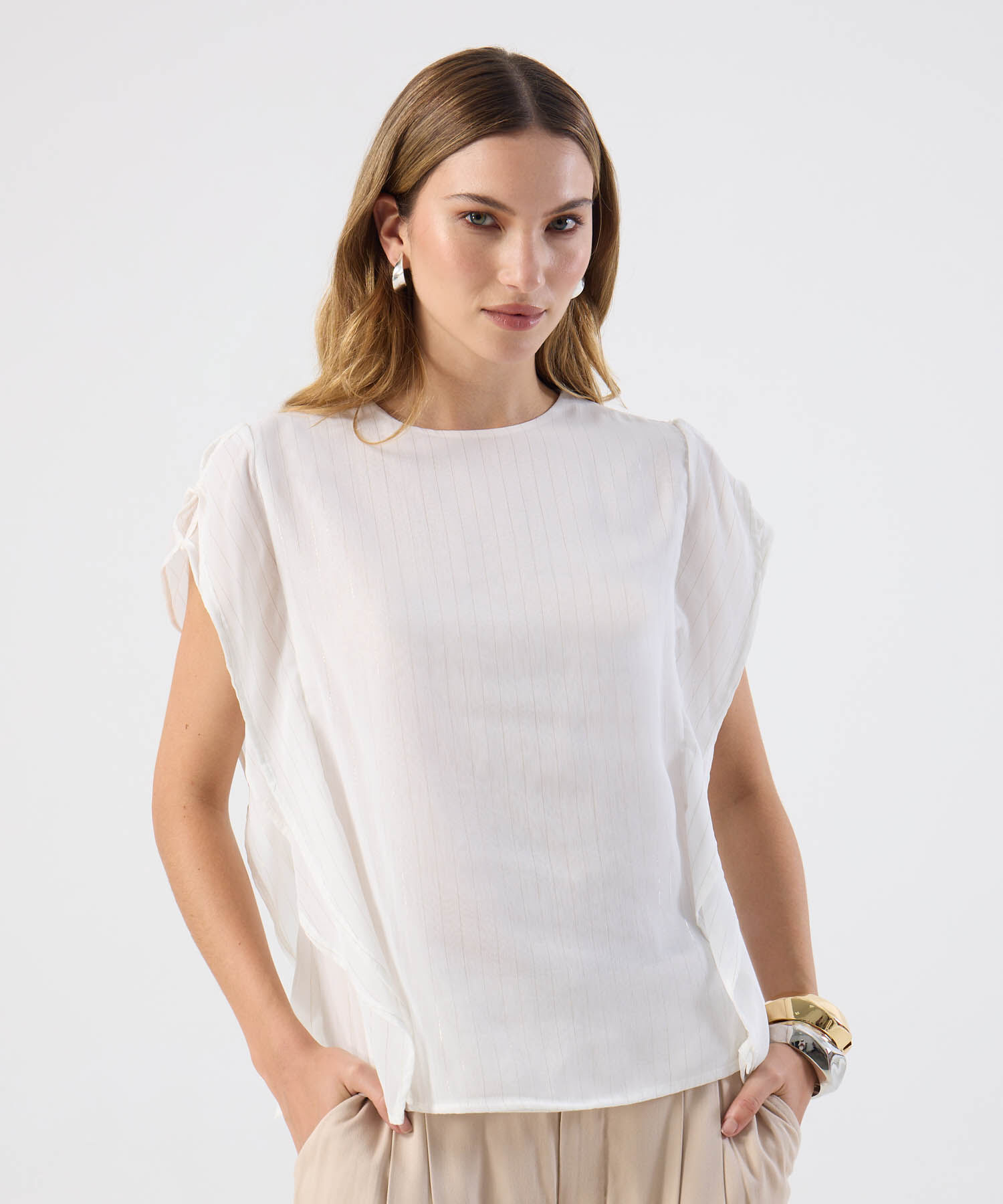 Blusa Para Mujer Dise&ntilde;o Estructurado Sin Manga