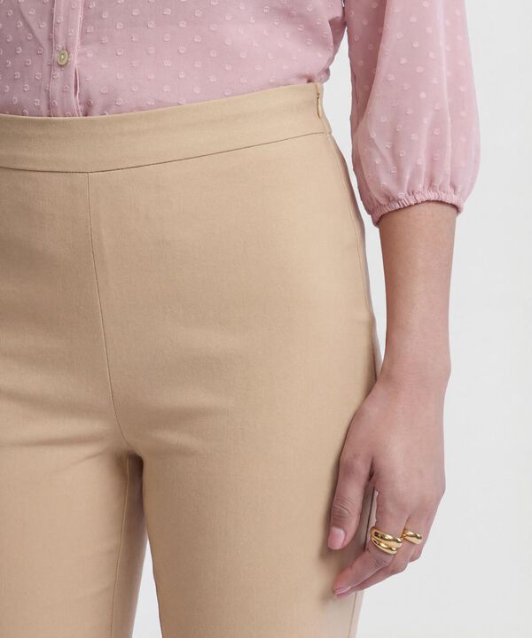 Pantalon Capri Unicolor 