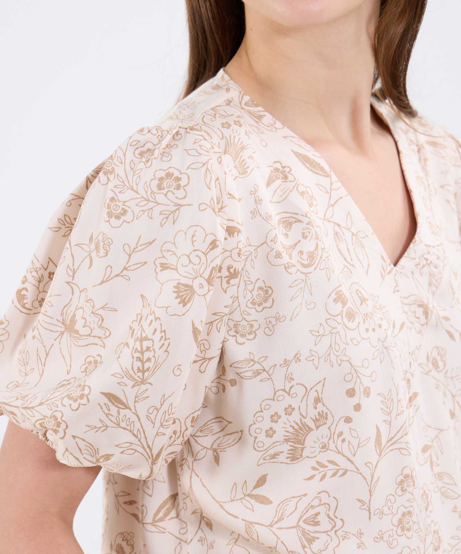 Blusa Estampada Cuello V