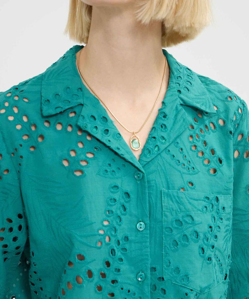 Camisa Unicolor En Ojalillo