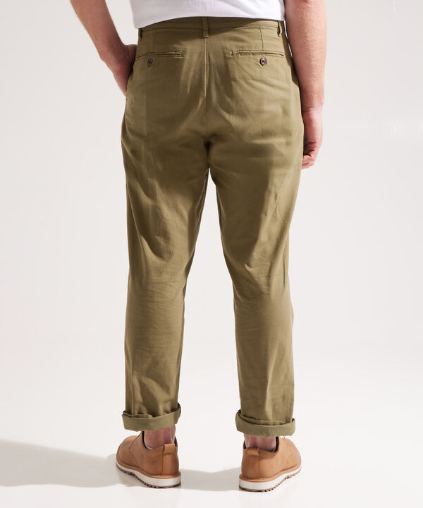 Pantal&oacute;n Tipo Chino con Bolsillos