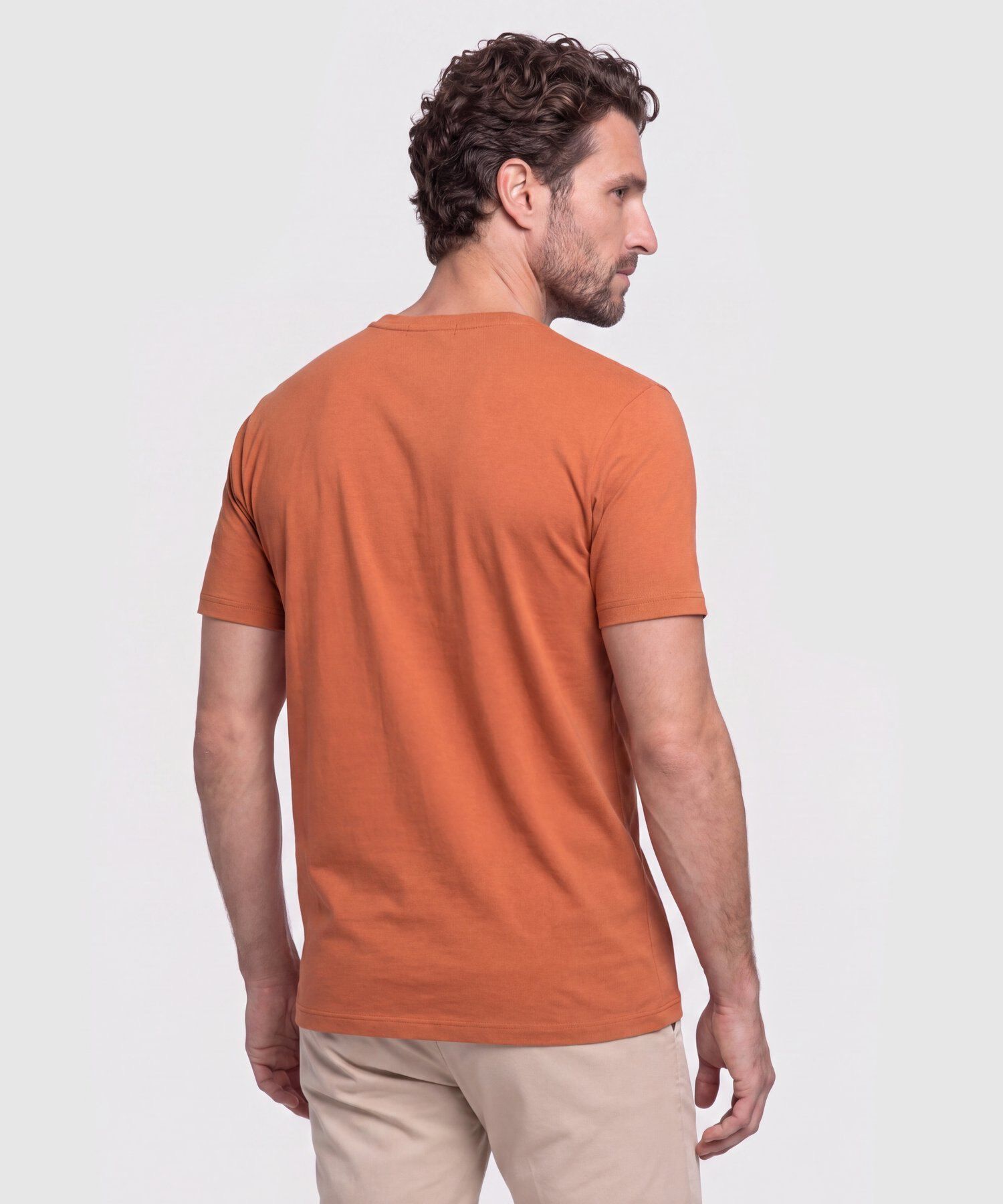 Camiseta B&aacute;sica Cuello Redondo Hombre