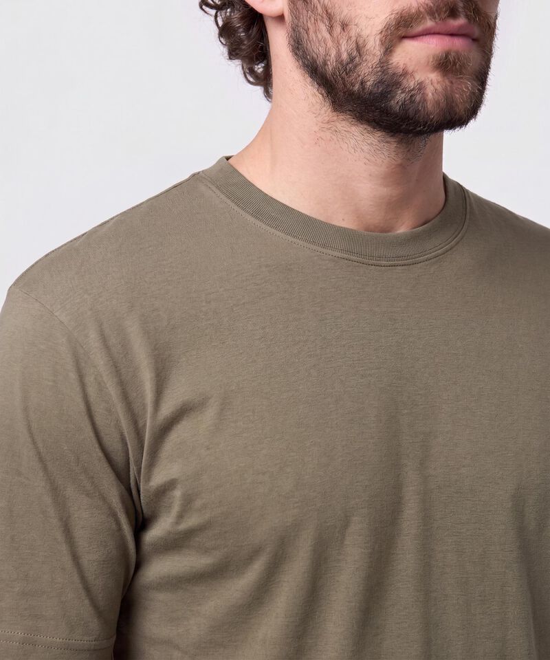 Camiseta Premium Cuello Grueso Para Hombre