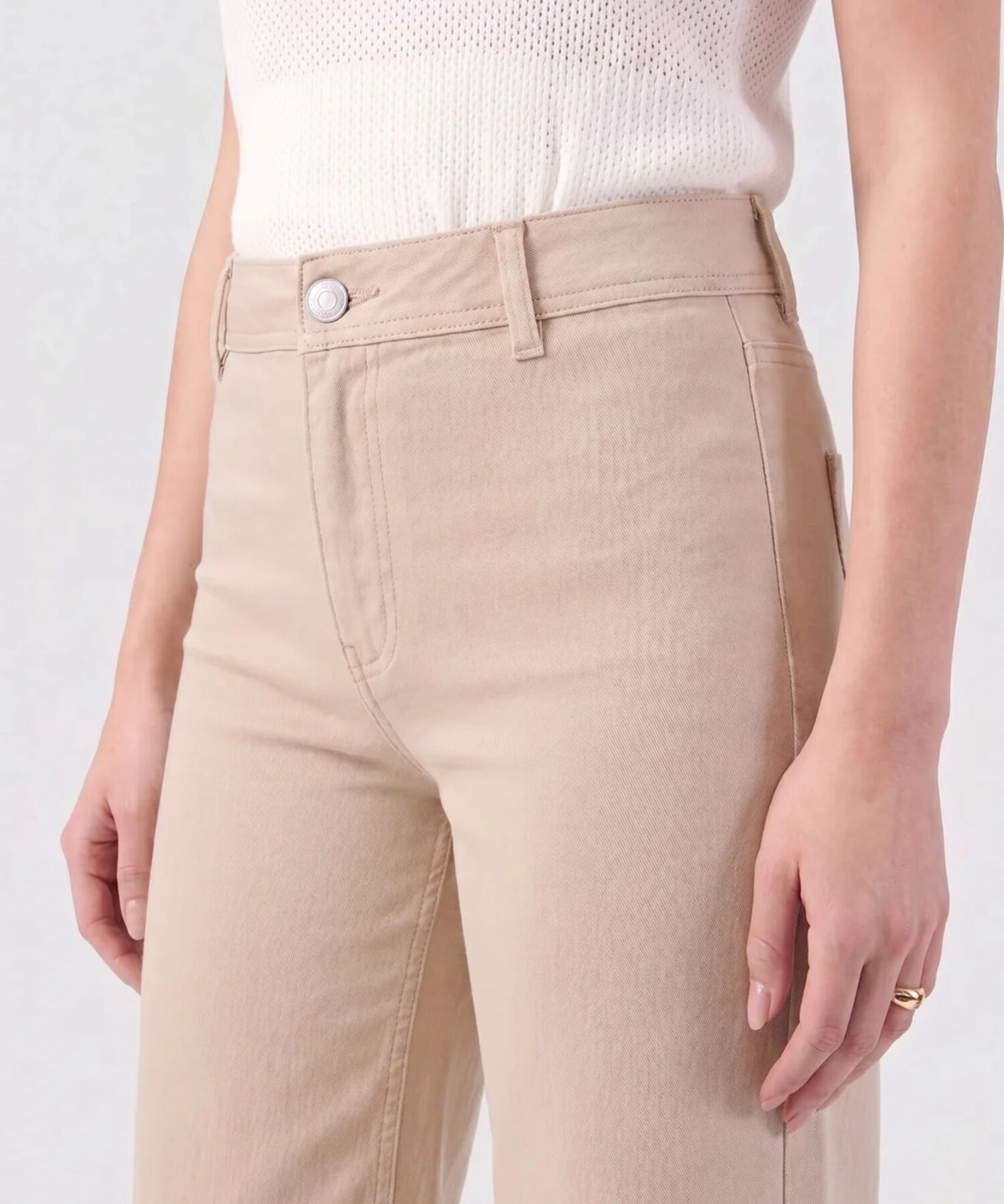 Jean Culotte De Tiro Alto Con Ruedo Desflecado