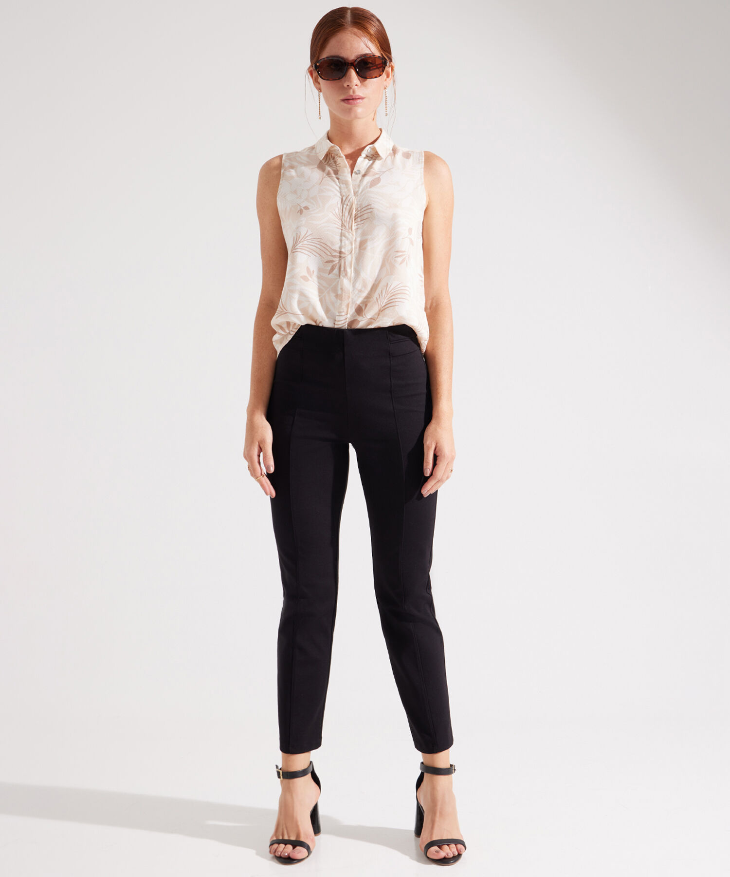Leggins Tiro Alto con Cortes
