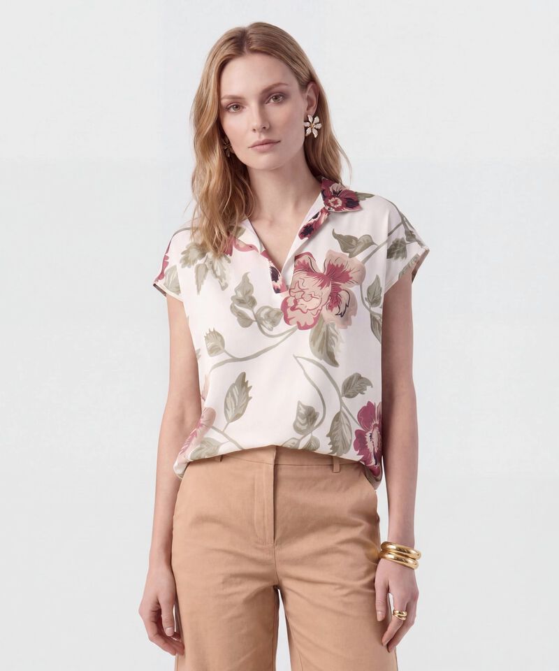 Blusa Cuello Camisero Con Manga Corta